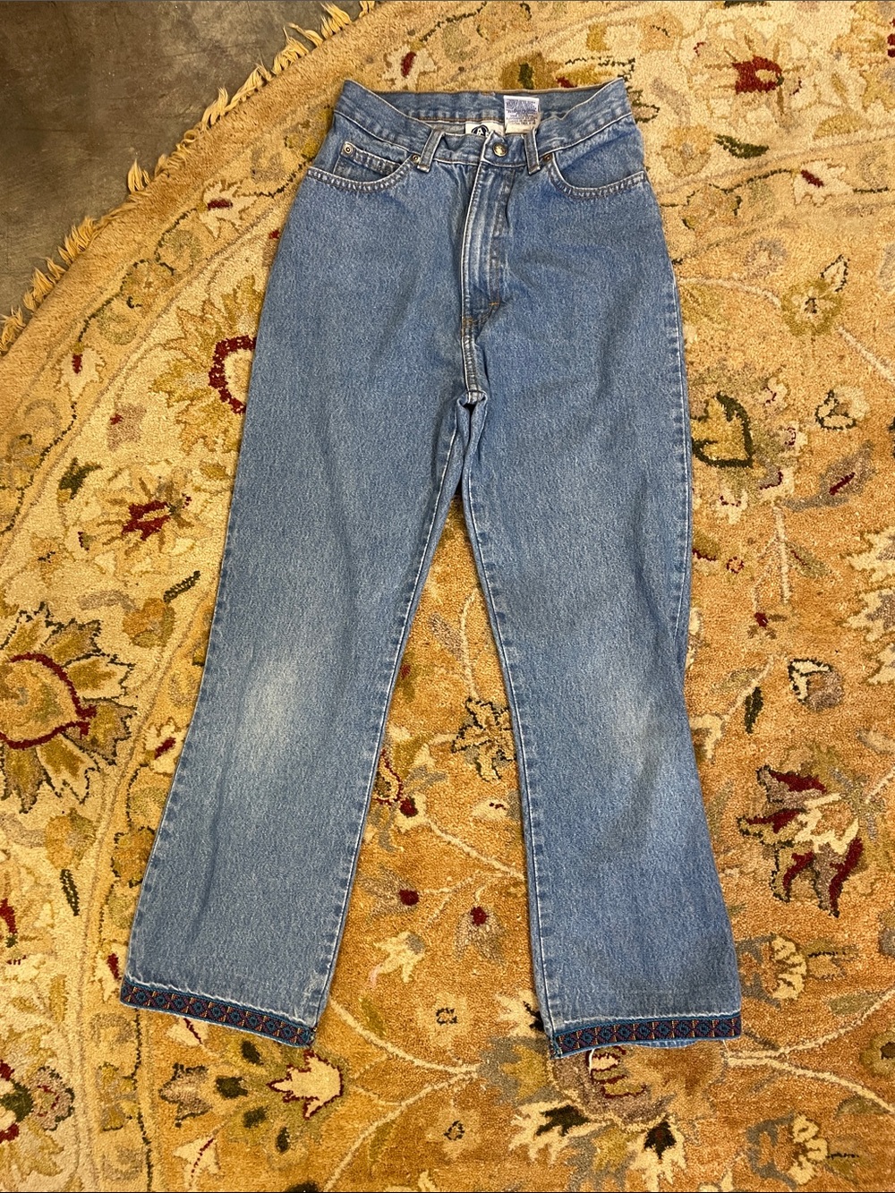Vintage Arizona Jean Company Straight Leg Blue Denim Jeans with Embroidered Hem